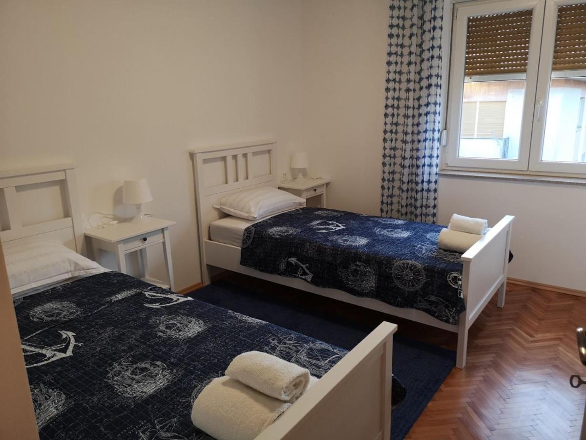 Monty Apartament